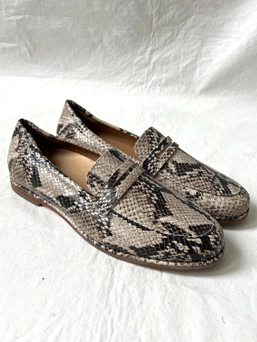 ABEO loafers Strada slip on shoes snake womens 7 M animal beige black leather
